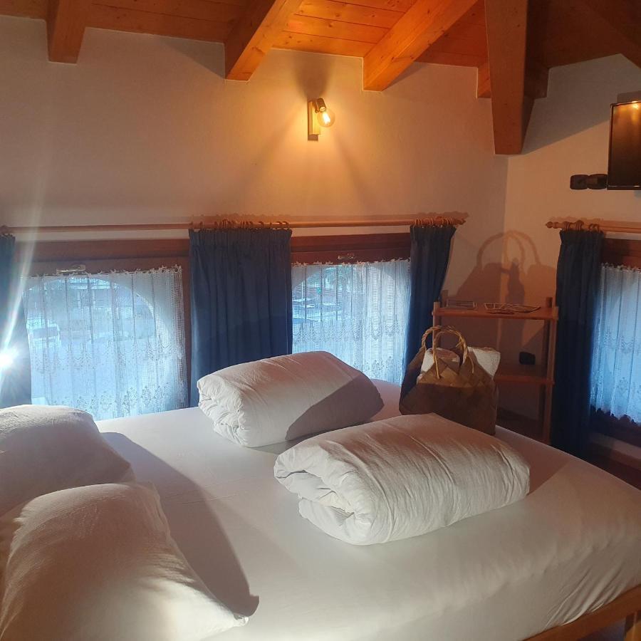 Gardainn La Cascina ริวาเดลการ์ดา ภายนอก รูปภาพ